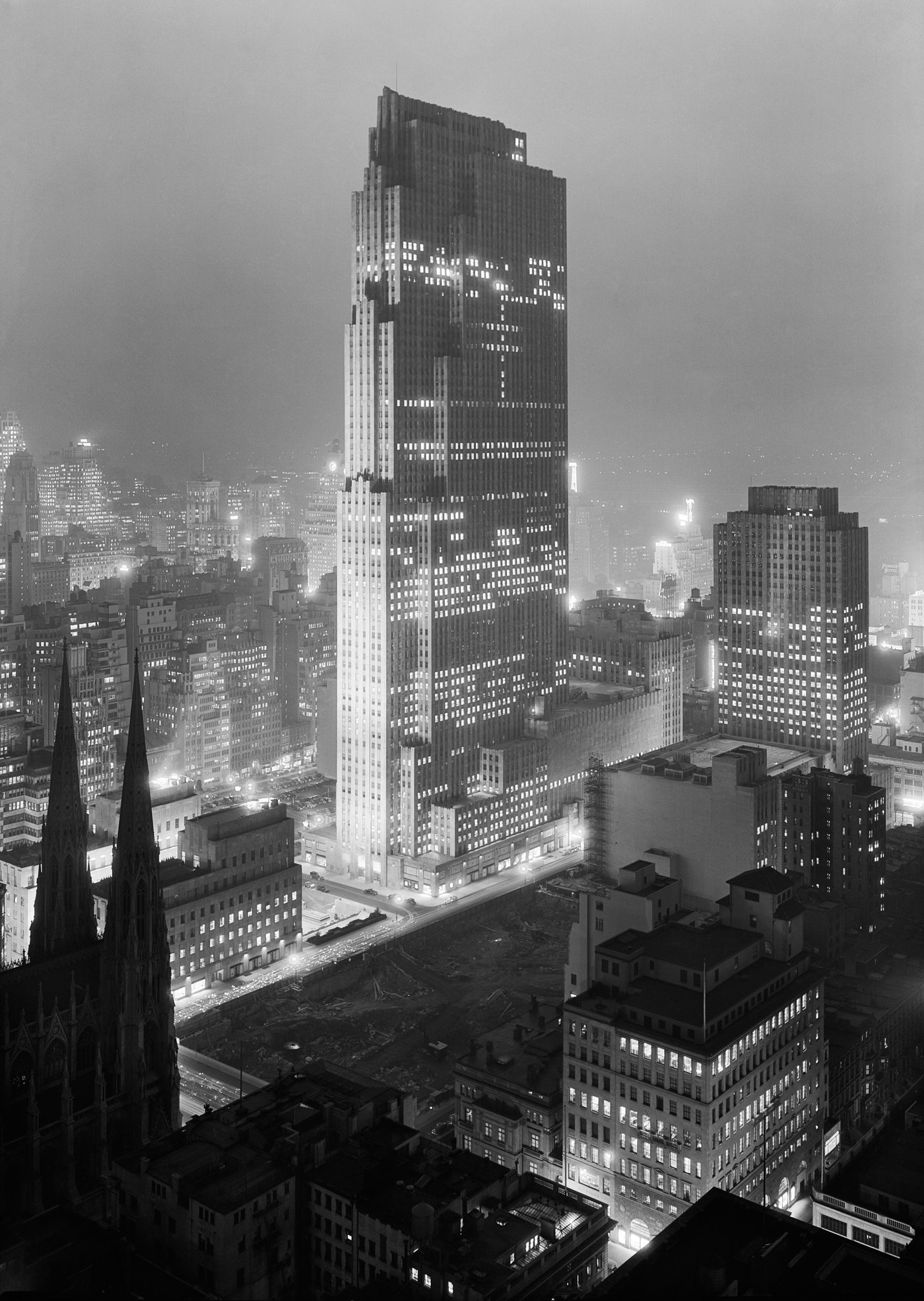 Rockefeller Center and the newly completed RCA Building, photographed from 515 Madison Avenue in December 1933, the same year Rivera worked on Man at the Crossroads inside its lobby.